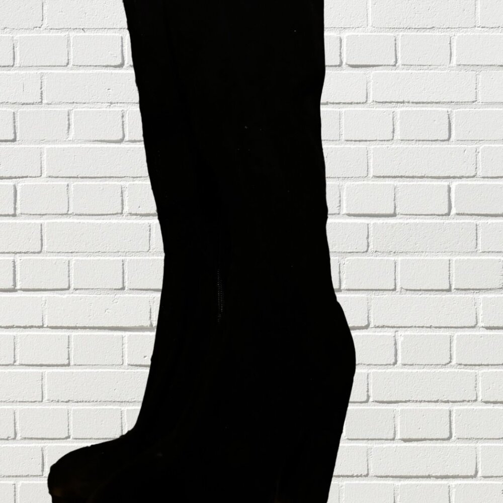 4 EVER 21 SUEDE BOOTS - Picture 4 of 5